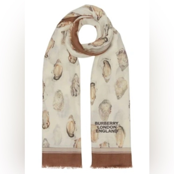 Burberry Oyster Scarves - Picture 1 of 11